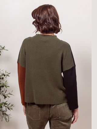 Colour block Sweater - Black/Khaki Combo