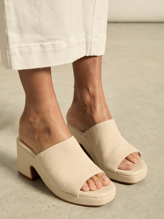 Gather Mule-Cashew