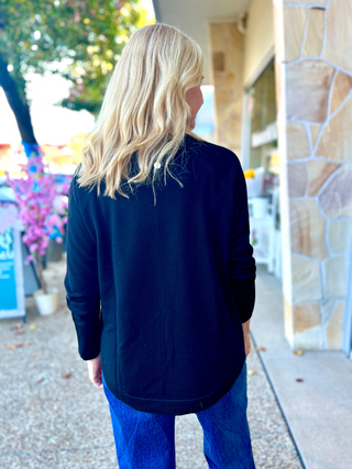 Merino V-Neck Rib Knit with Scoop Hem - Black