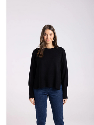Merino Crew Neck Rib Knit with Scoop Hem - Black