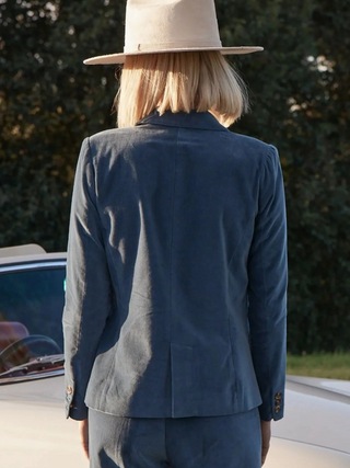 Poise Jacket - Shadow Blue
