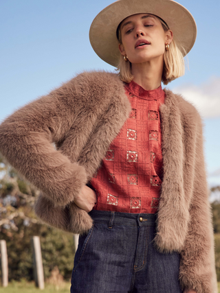 Glacier Faux Fur Jacket - Mousse