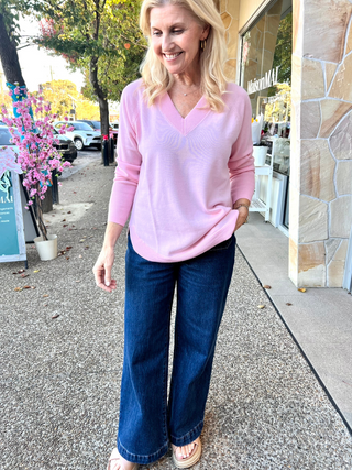 Merino V-Neck Rib Knit with Scoop Hem - Soft Pink