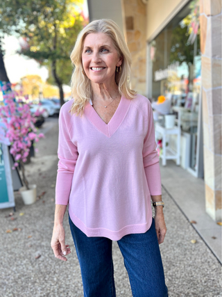 Merino V-Neck Rib Knit with Scoop Hem - Soft Pink